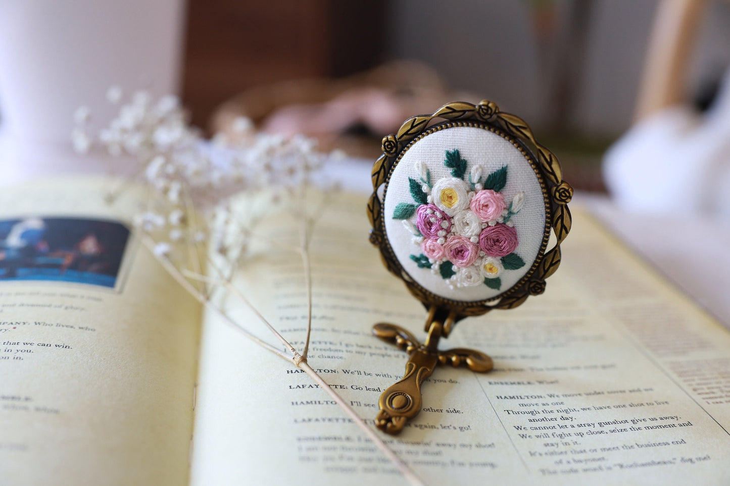 Vintage Embroidered Compact Mirror