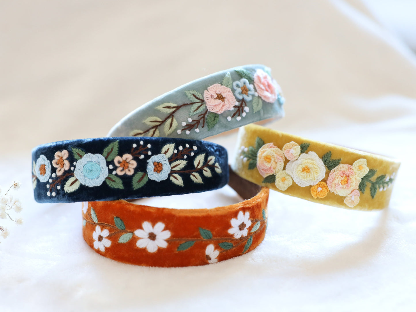 Elegant Floral Embroidered Velvet Headband