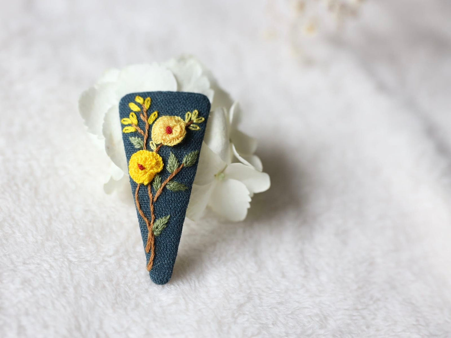 Flower Linen Hair Clips, Handmade Floral Embroidered Hair Clips, Cute Hair Clip, Hair Barrettes, End of Year Gift, Bridesmaid Gift
