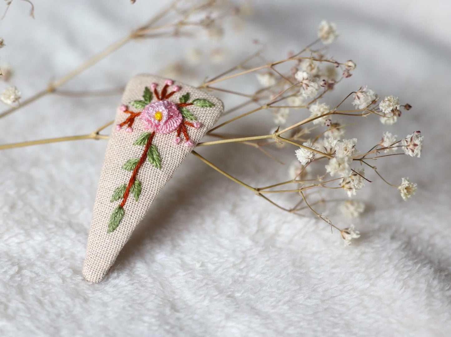 Flower Linen Hair Clips, Handmade Floral Embroidered Hair Clips, Cute Hair Clip, Hair Barrettes, End of Year Gift, Bridesmaid Gift