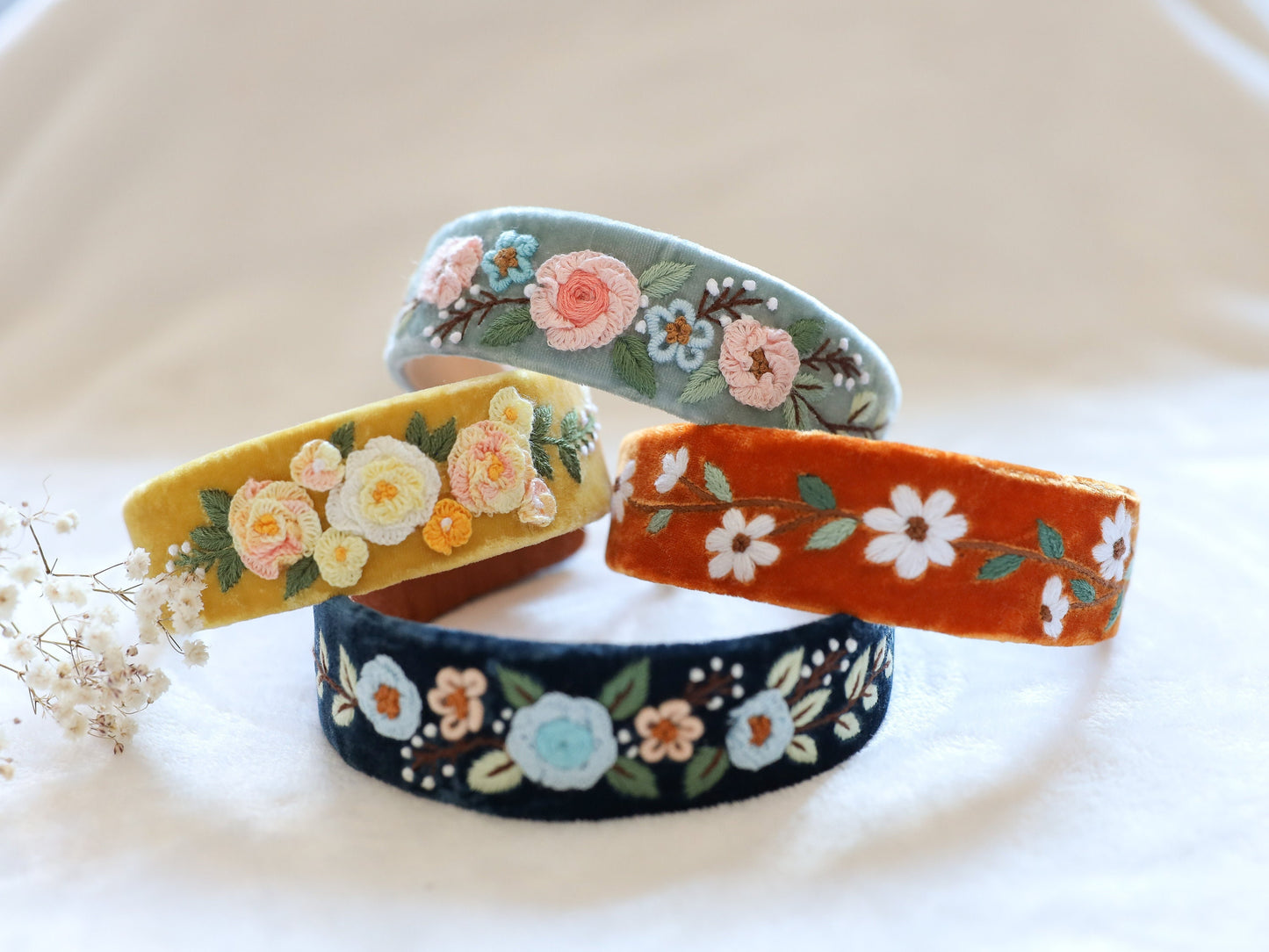 Elegant Floral Embroidered Velvet Headband