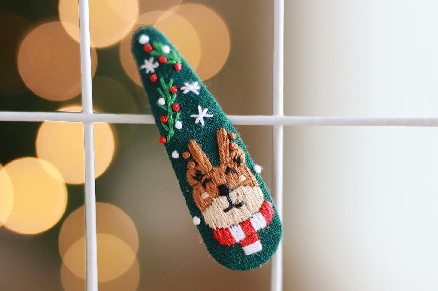 Reindeer Christmas Hair Clip. Christmas Reindeer Hair Clip. Green Christmas Reindeer Hair Clip. Christmas Hair barrettes. Reindeer hair snap. Green reindeer hair snap. Linen.