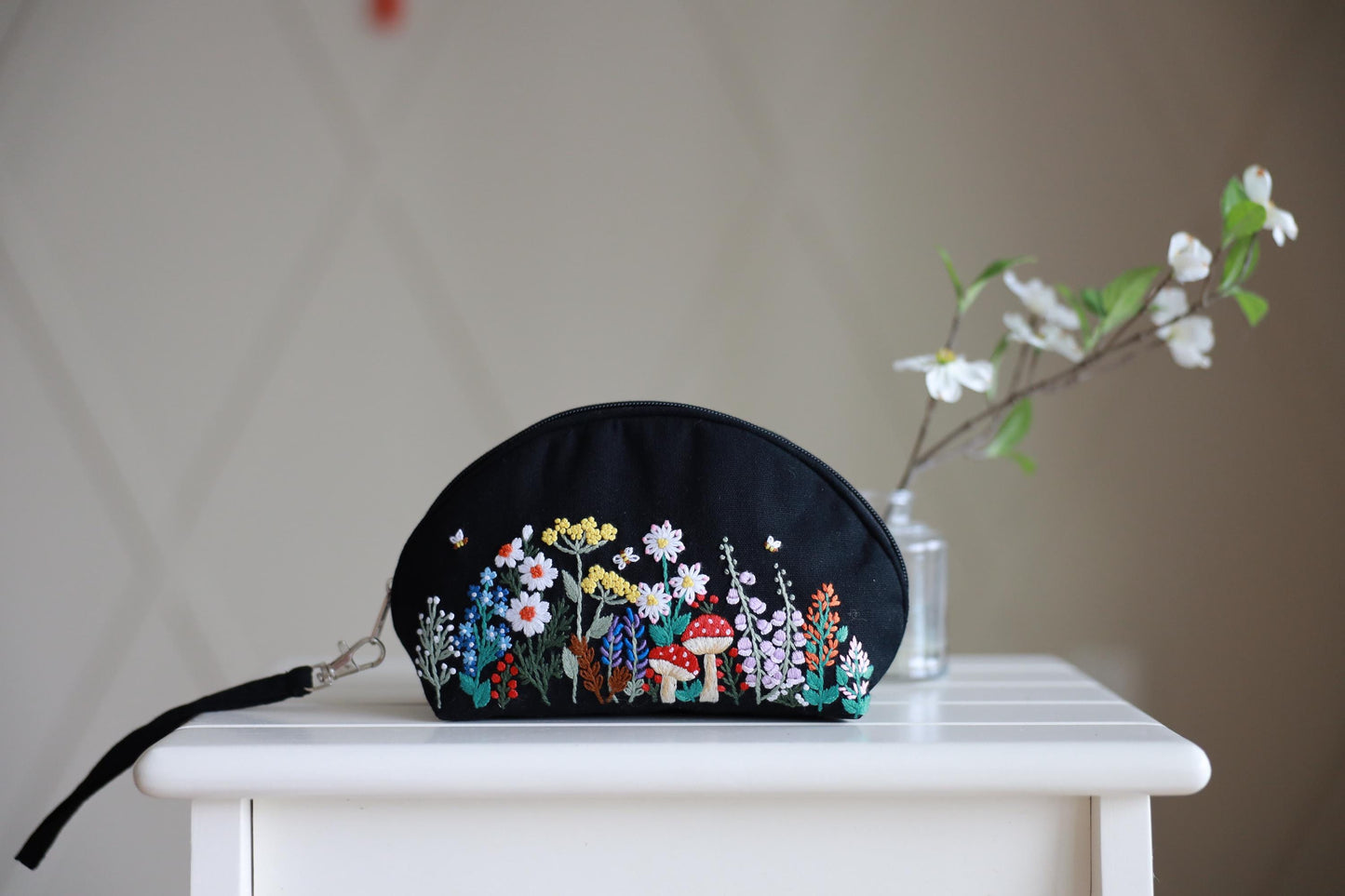 Hand Embroidered Coin Purse Wristlet with Flower Embroidery