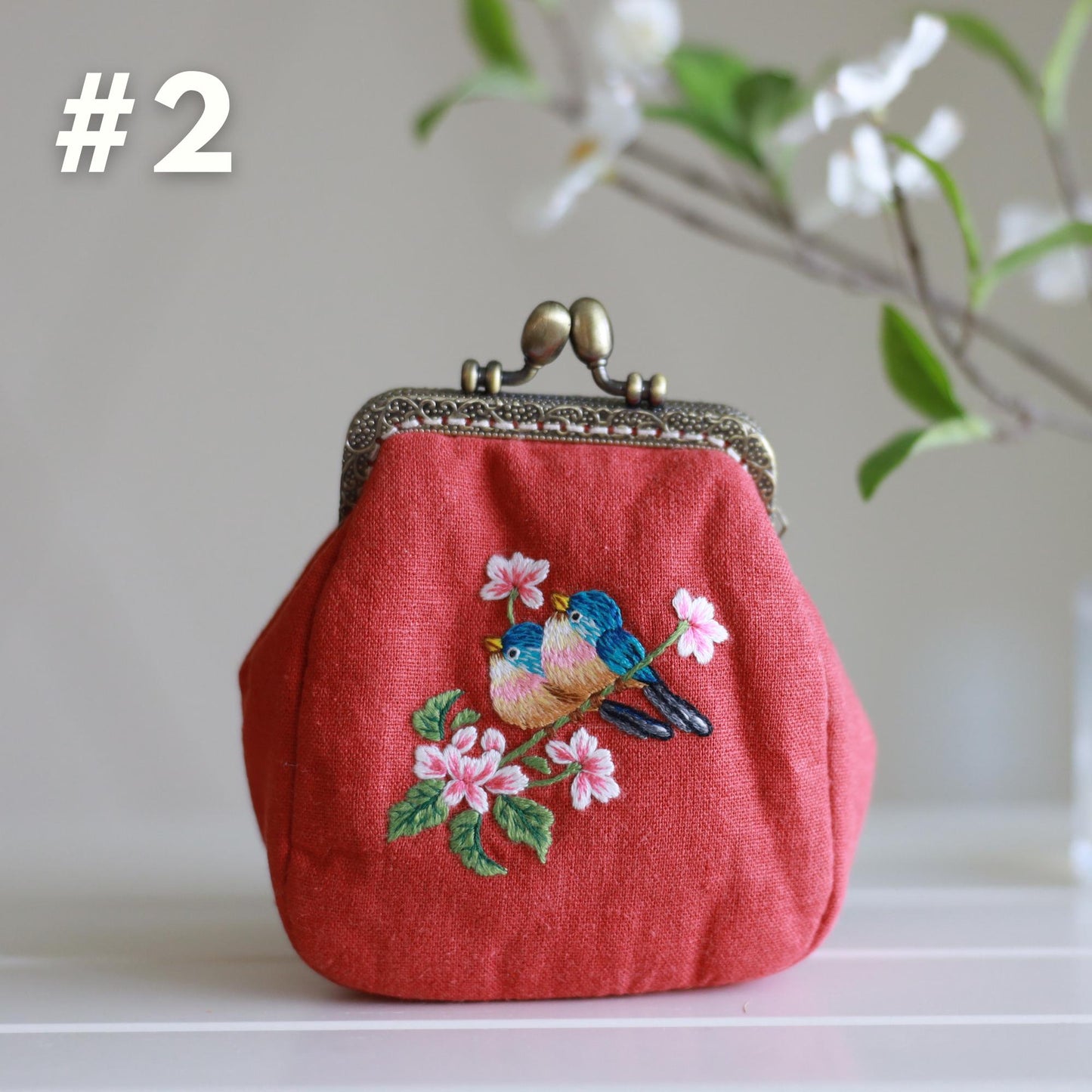 Vintage Hand Embroidered Clasp Coin Purse