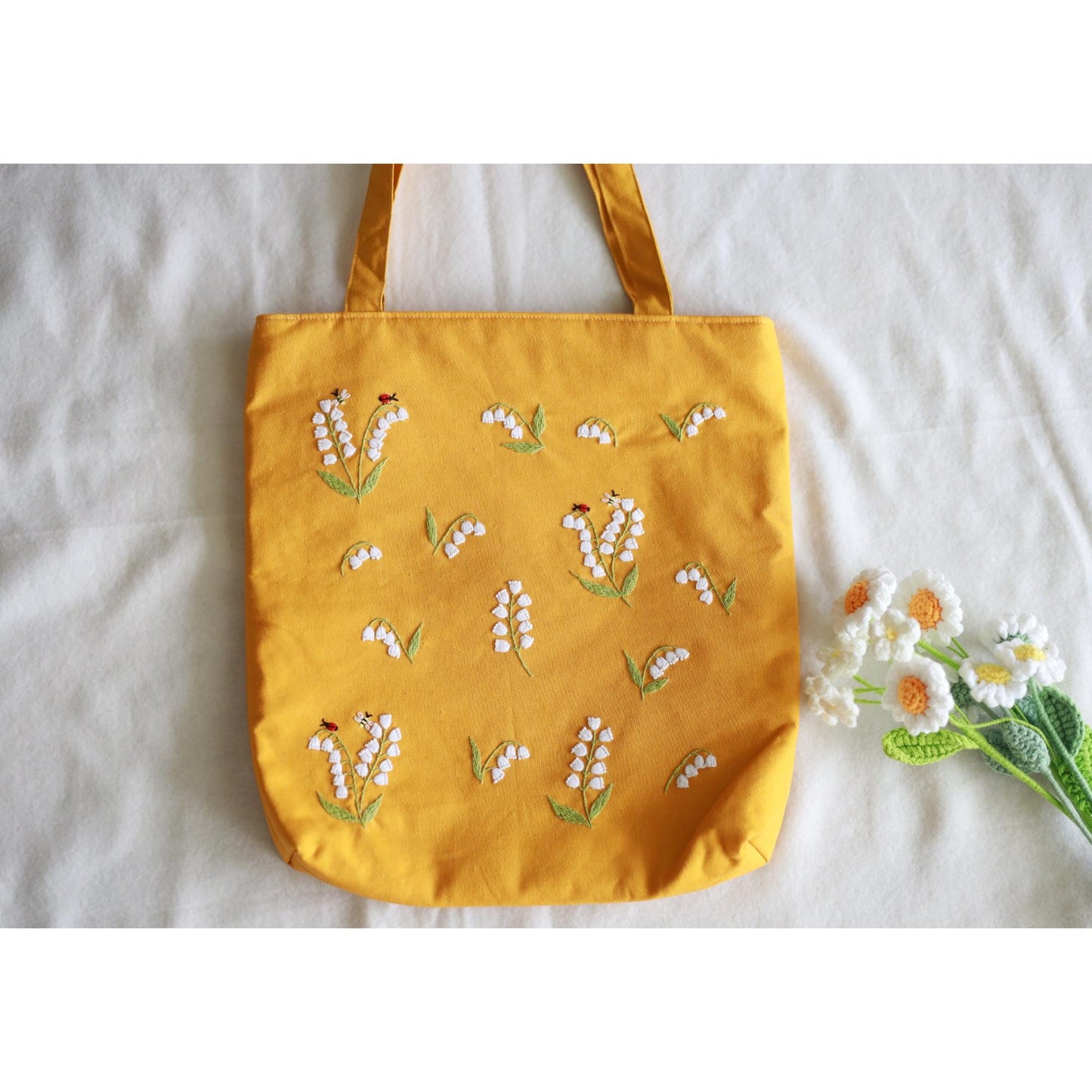 Yellow Embroidered Tote Bag, Handmade Lily of the Valley Tote with Zipper, Floral Aesthetic Gift for Her, Cute Eco-Friendly Linen Tote