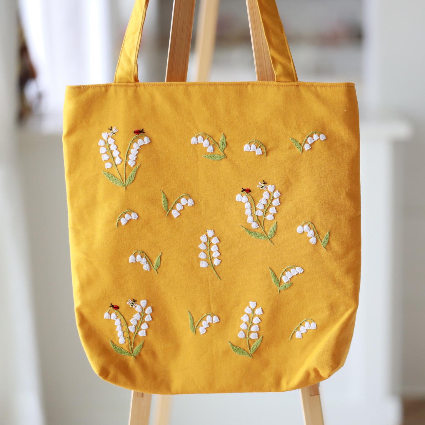 Yellow Embroidered Tote Bag, Handmade Lily of the Valley Tote with Zipper, Floral Aesthetic Gift for Her, Cute Eco-Friendly Linen Tote