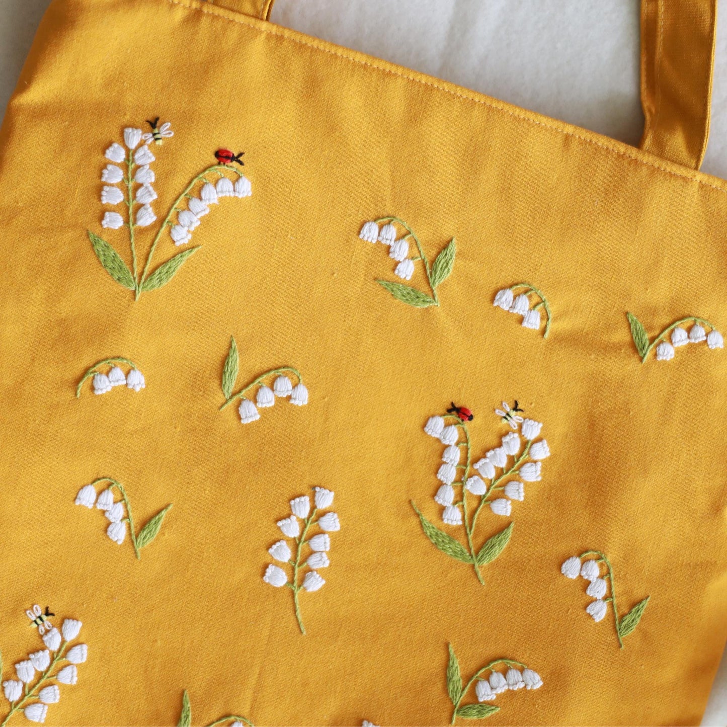 Yellow Embroidered Tote Bag, Handmade Lily of the Valley Tote with Zipper, Floral Aesthetic Gift for Her, Cute Eco-Friendly Linen Tote