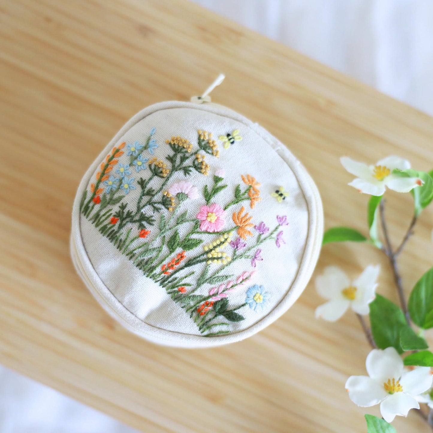 Hand Embroidered Linen Jewelry Pouch