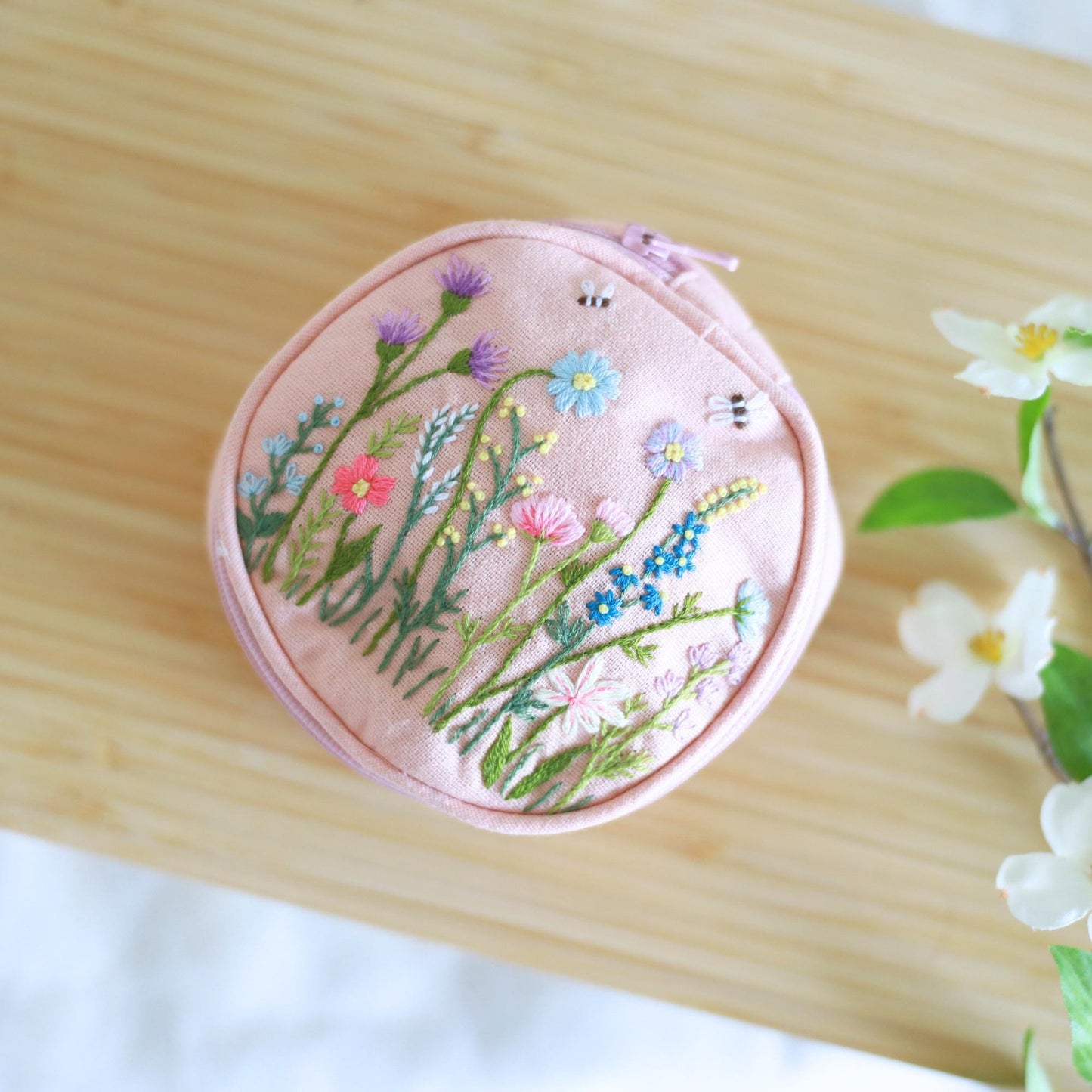 Hand Embroidered Linen Jewelry Pouch