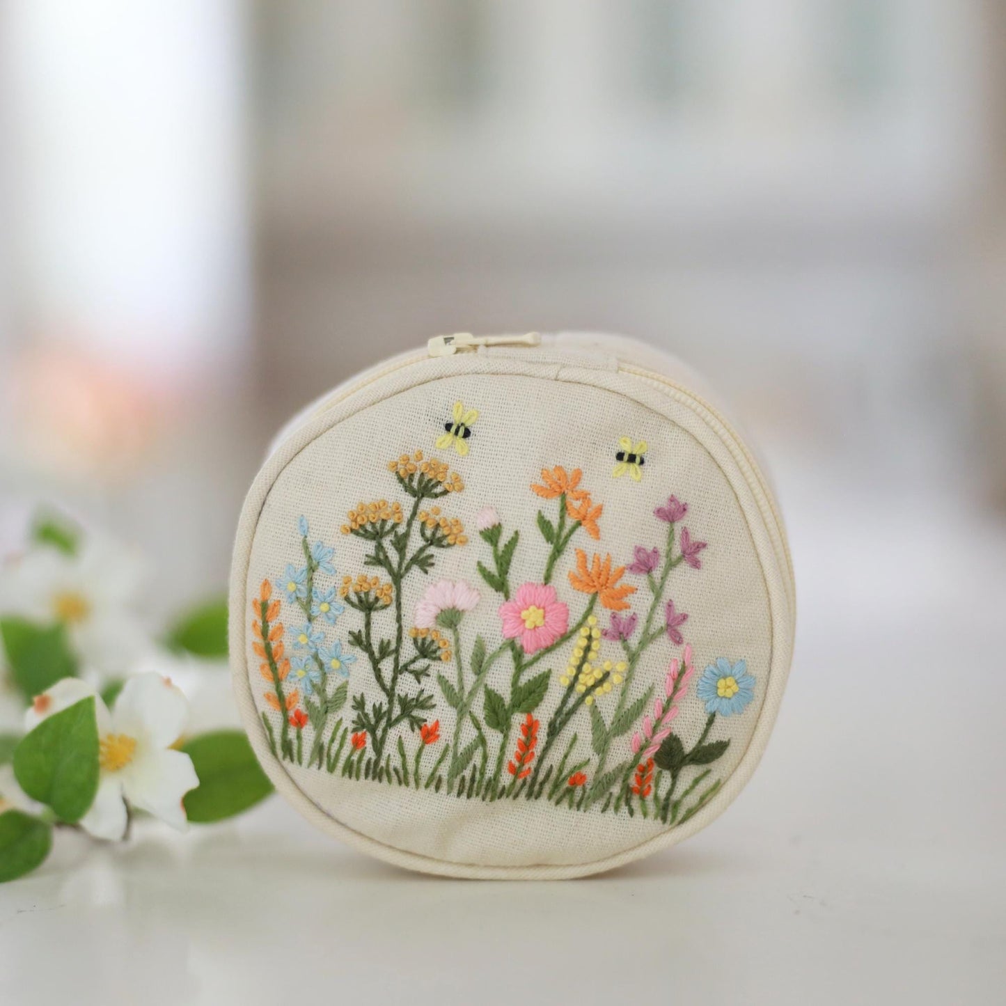 Hand Embroidered Linen Jewelry Pouch