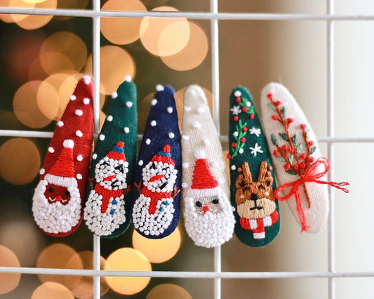 Christmas Embroidered Hair Clips, Christmas Hair Clips, Cute Hair Clip, Santa Claus Hair Barrettes, Holiday Gift, Reindeer Hair Clip, Linen