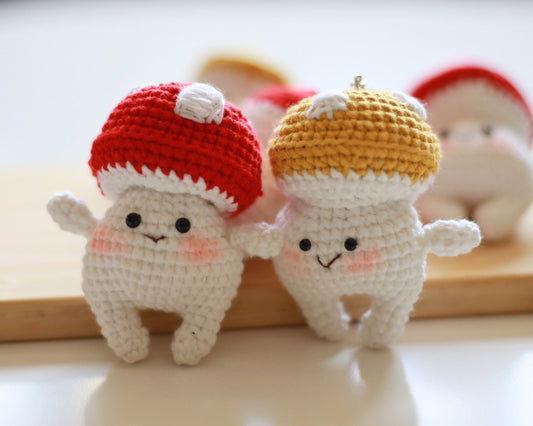 Crochet Mushroom Keychain, Cartoon Mushroom Key Chain, Hand-Crocheted Small Mushroom Cartoon Keychain, Cute Bag Accessories, Cute Gift
