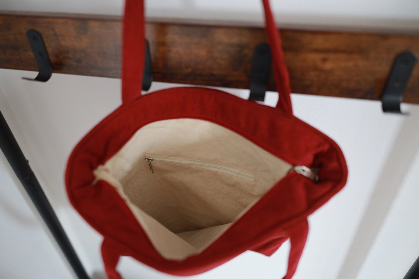 Embroidered Velvet Tote Bag with Cat Embroidery