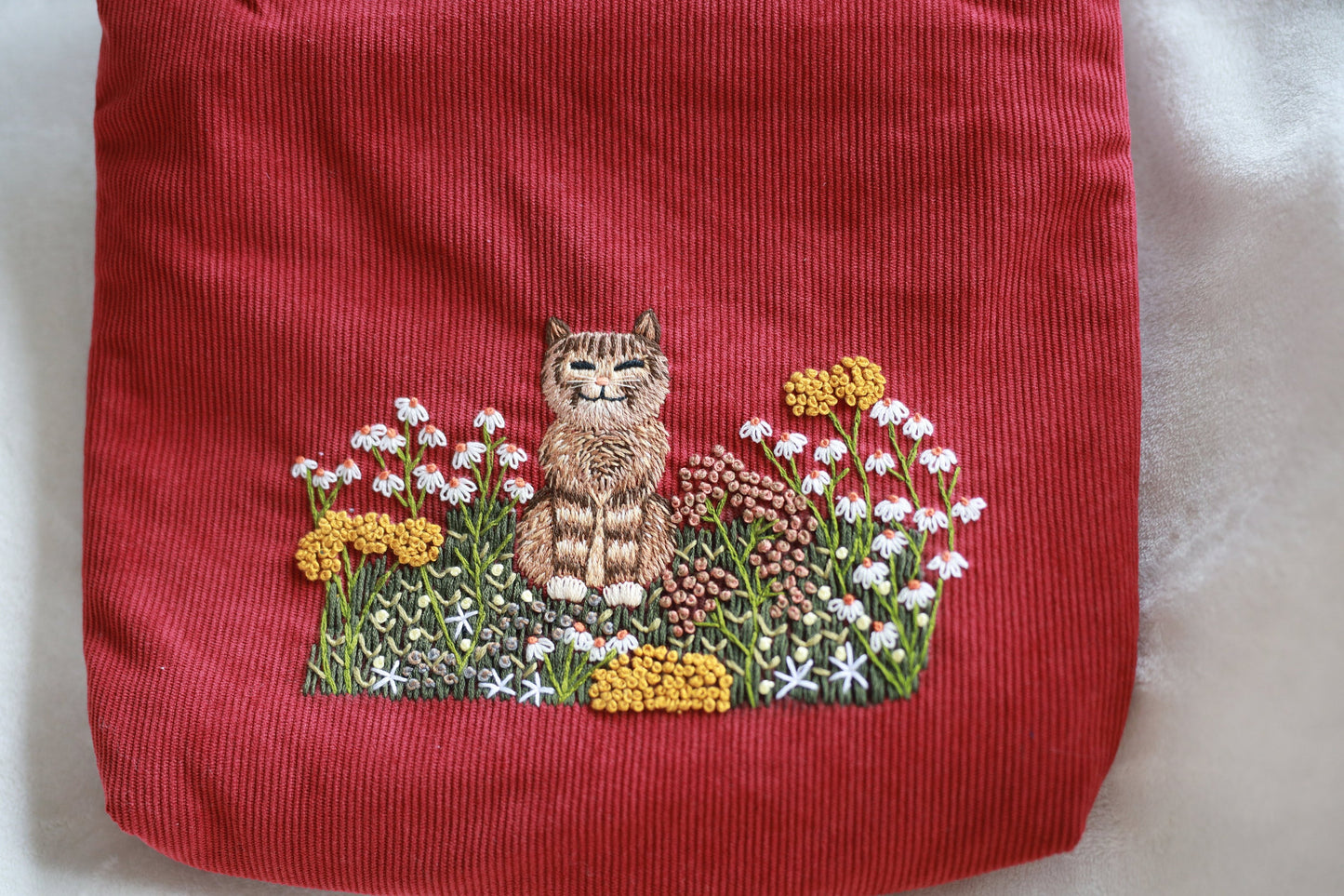 Embroidered Velvet Tote Bag with Cat Embroidery