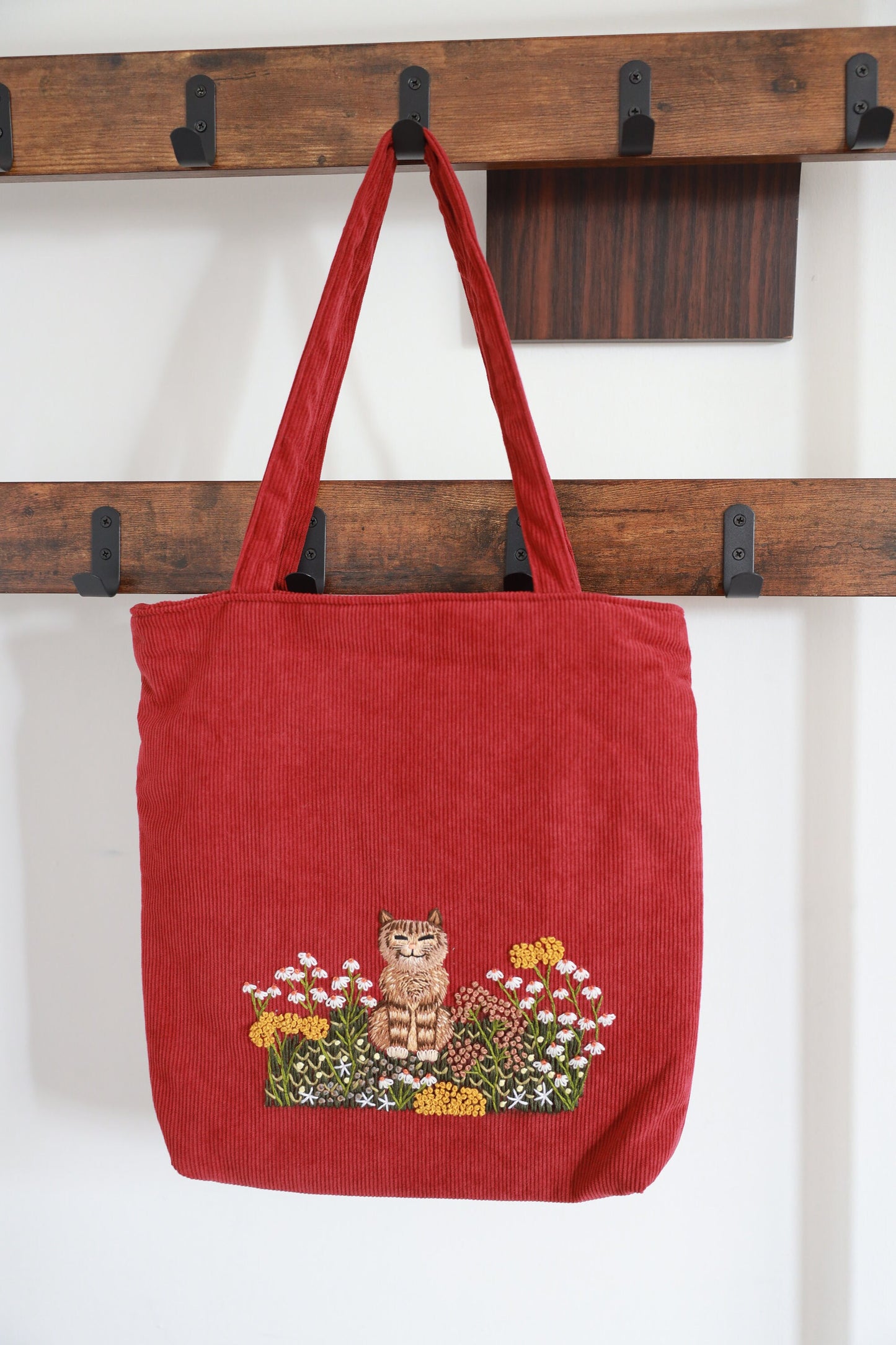 Embroidered Velvet Tote Bag with Cat Embroidery