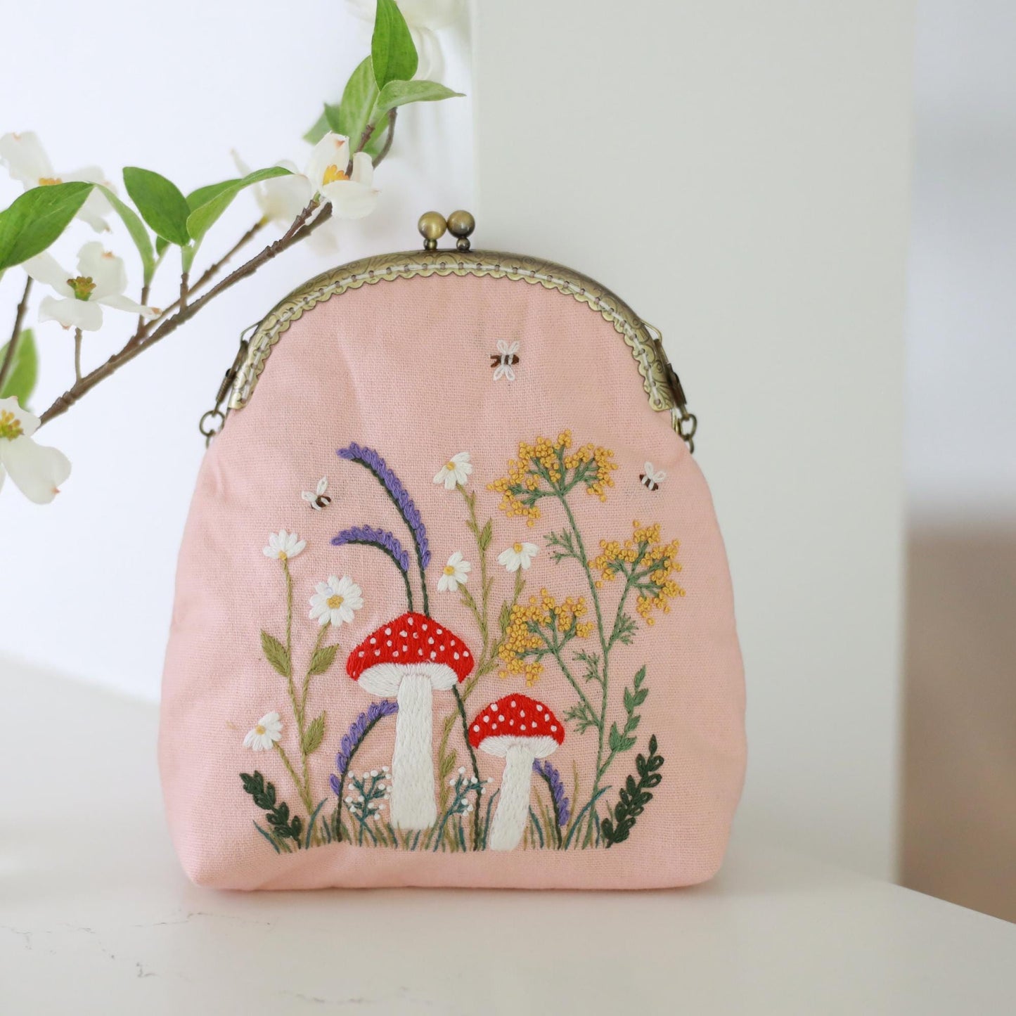 Hand Embroidered Vintage Pink Kiss Lock Purse
