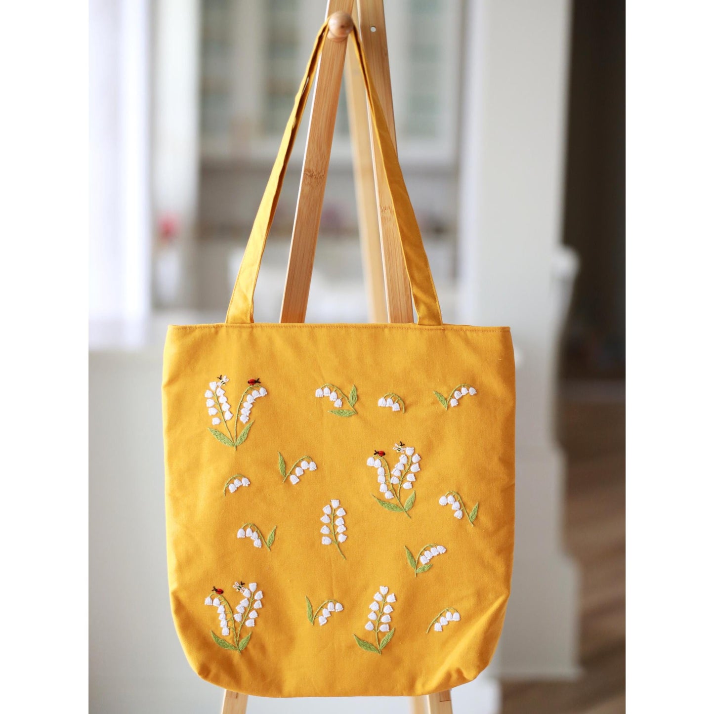 Yellow Embroidered Tote Bag, Handmade Lily of the Valley Tote with Zipper, Floral Aesthetic Gift for Her, Cute Eco-Friendly Linen Tote