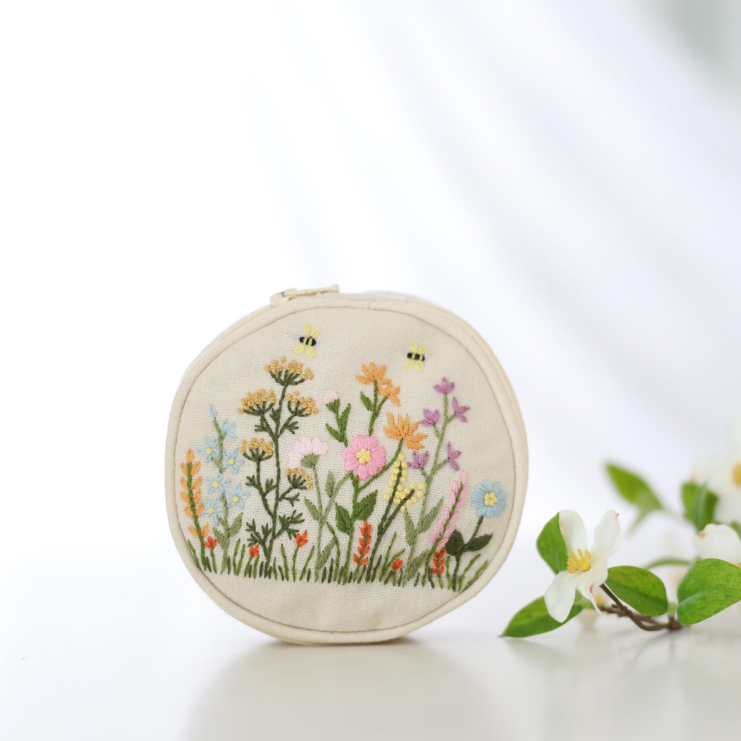 Hand Embroidered Linen Jewelry Pouch