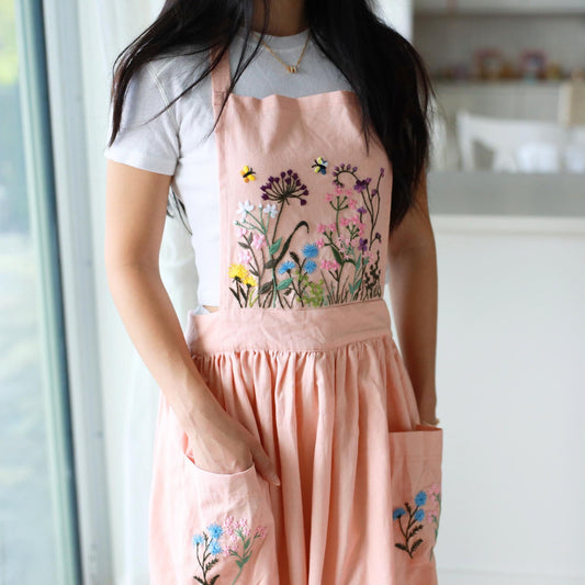 MADE TO ORDER Hand Embroidered Pink Apron, Linen Floral Kitchen Apron with Pockets, Cottagecore Cooking Apron, Gardening, Floral Apron
